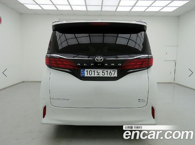 Toyota Alphard 2024 — photo 3