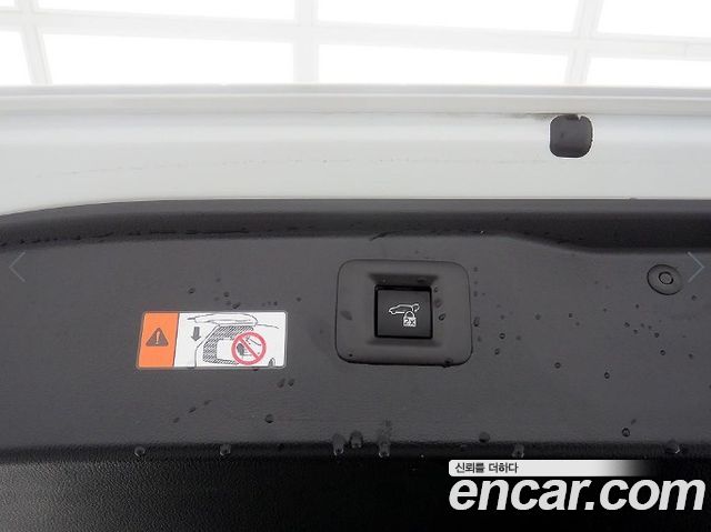 Toyota Alphard 2024 — photo 6