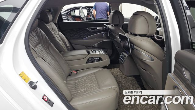 Kia K9 2022 — photo 18