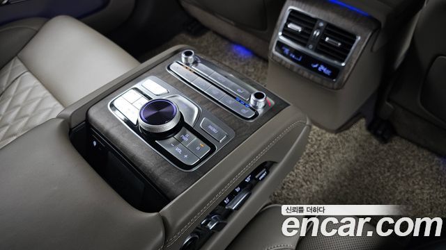 Kia K9 2022 — photo 25