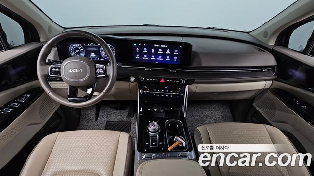 Kia Canival 2023 — photo 10