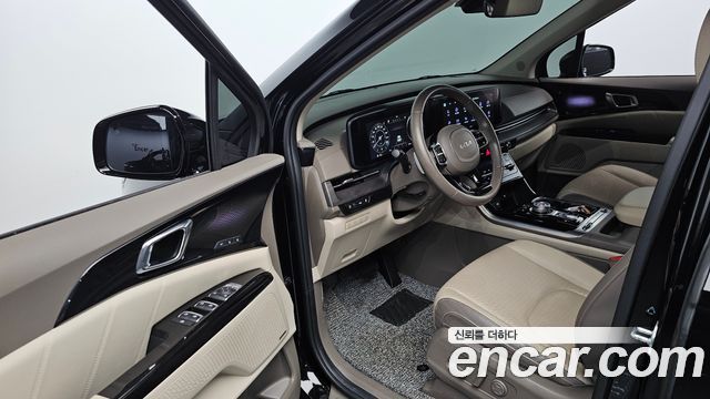 Kia Canival 2023 — photo 13