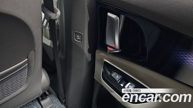 Kia Canival 2023 — photo 25