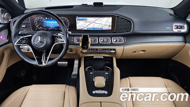 Mercedes-Benz GLS-Class 2024 — photo 10