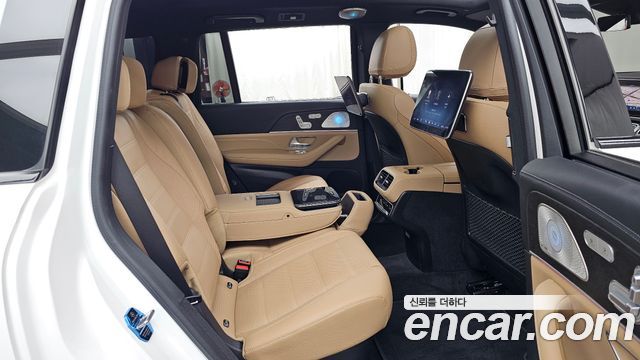 Mercedes-Benz GLS-Class 2024 — photo 18