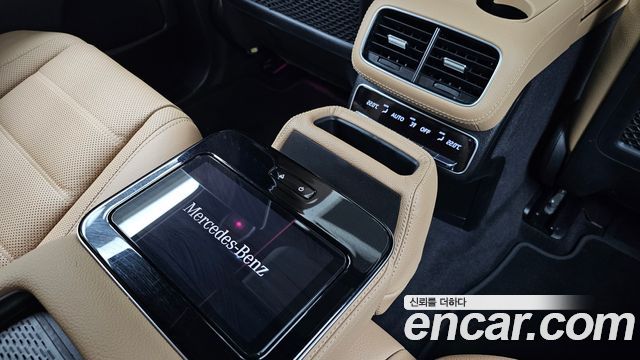 Mercedes-Benz GLS-Class 2024 — photo 33