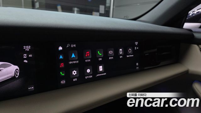 Porsche Taycan 2024 — photo 21