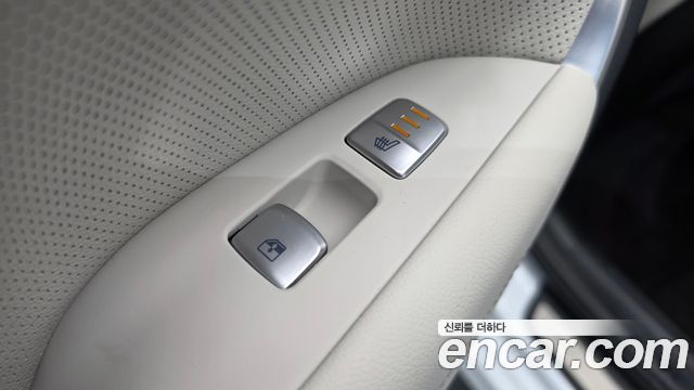 Genesis G70 2024 — photo 29