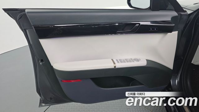 Hyundai Grandeur 2023 — photo 14