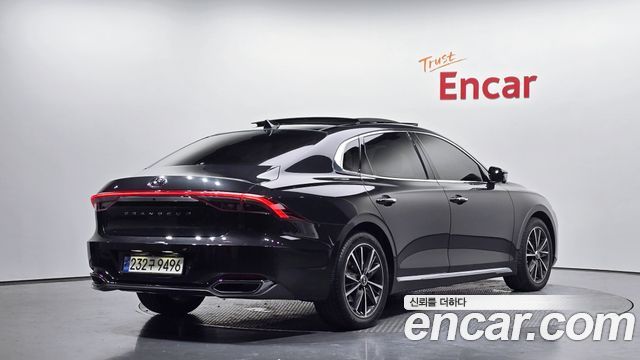 Hyundai Grandeur 2022 — photo 2