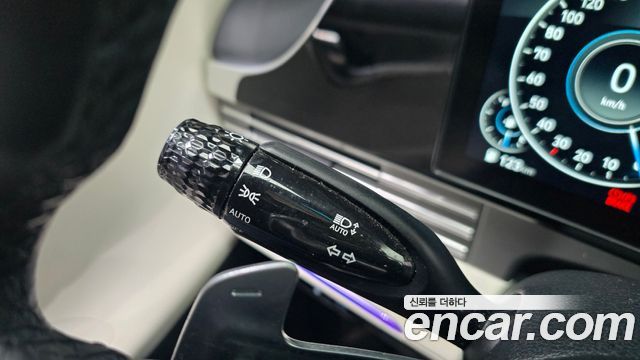 Hyundai Grandeur 2022 — photo 32