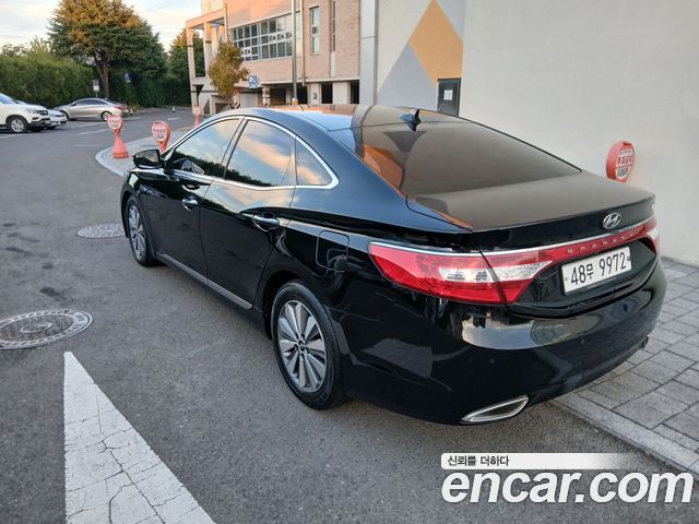 Hyundai Grandeur 2014 — photo 6