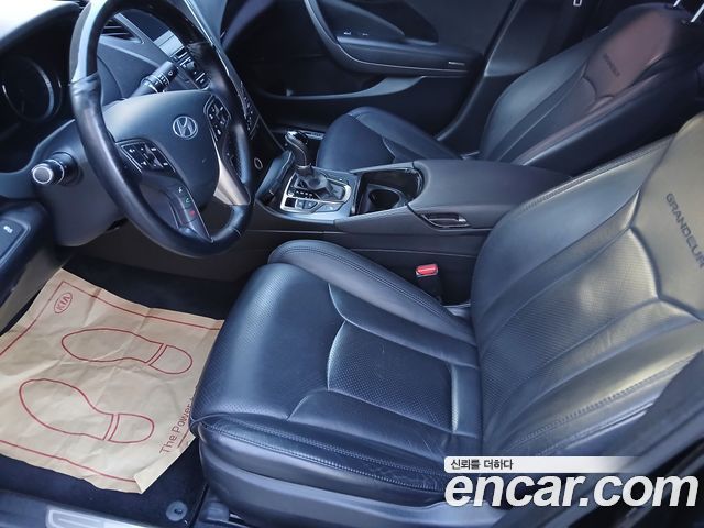 Hyundai Grandeur 2014 — photo 17