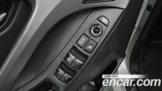 Hyundai AVANTE 2015 — photo 22