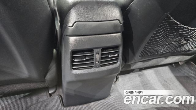 Hyundai AVANTE 2015 — photo 29