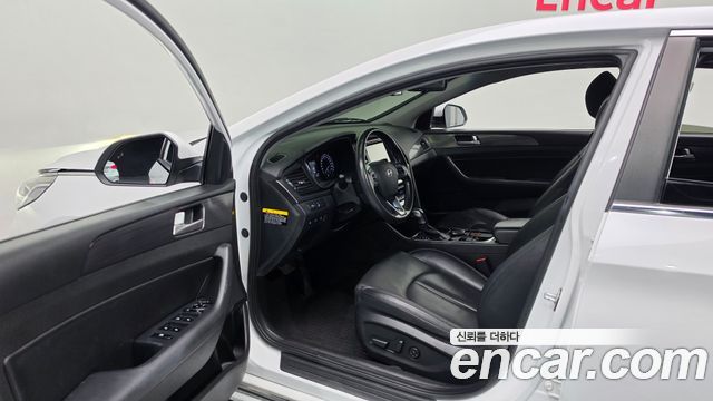 Hyundai Sonata 2018 — photo 10