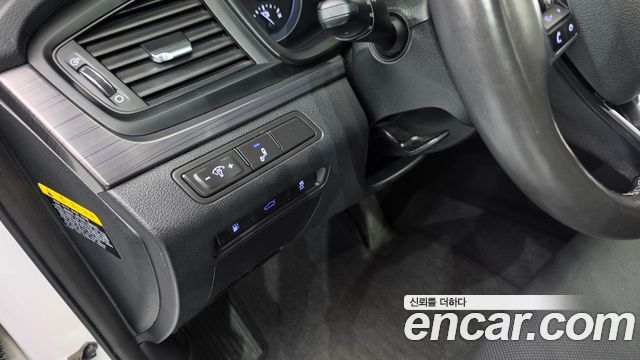 Hyundai Sonata 2018 — photo 18