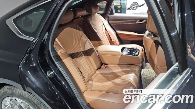 Genesis G80 2021 — photo 17