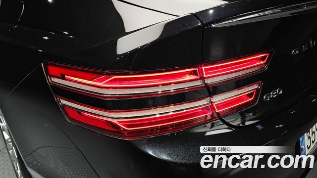 Genesis G80 2021 — photo 9