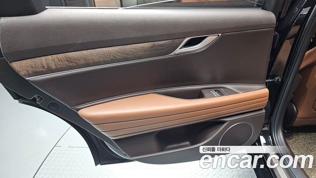 Genesis G80 2021 — photo 15