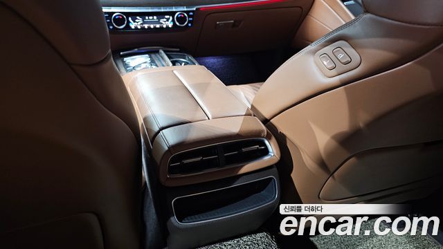 Genesis G80 2021 — photo 35