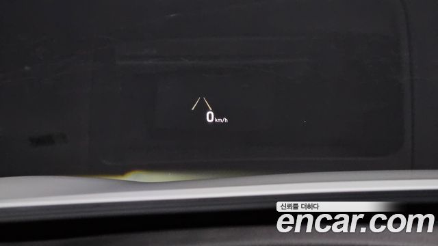 Genesis G80 2017 — photo 18