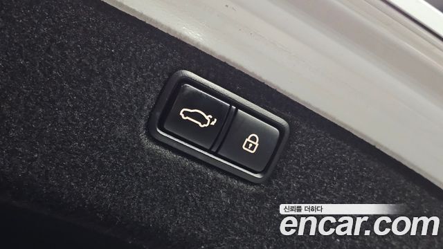 Genesis G80 2017 — photo 20