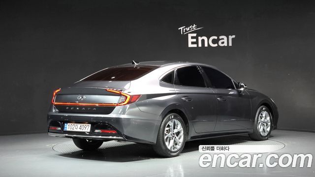 Hyundai Sonata 2023 — photo 2
