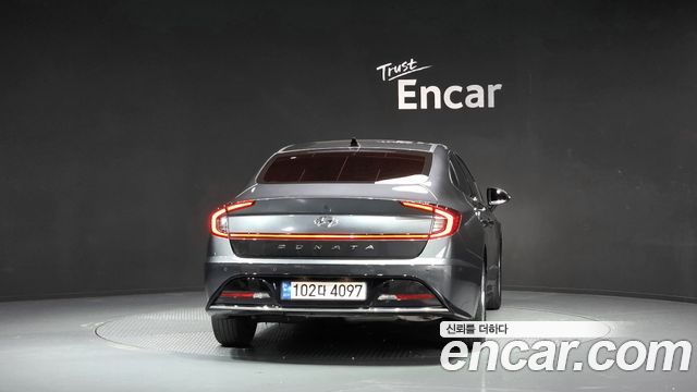 Hyundai Sonata 2023 — photo 4
