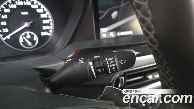 Genesis G90 2019 — photo 15