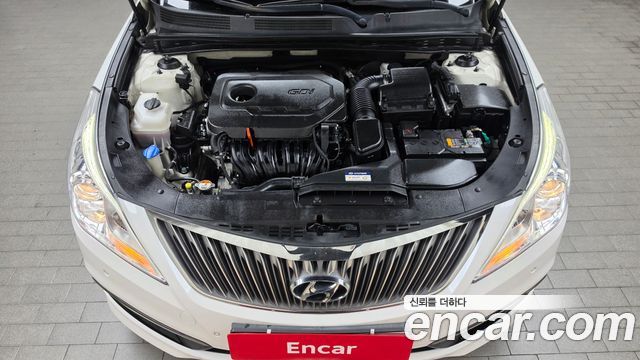 Hyundai Grandeur 2016 — photo 6