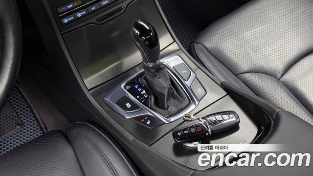 Hyundai Grandeur 2016 — photo 12