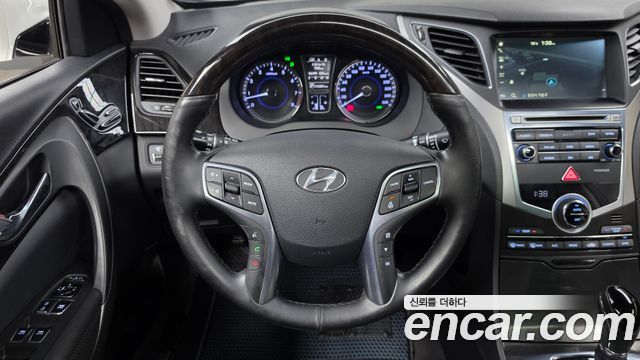 Hyundai Grandeur 2016 — photo 19