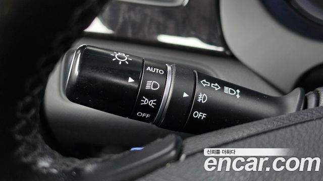 Hyundai Grandeur 2016 — photo 29