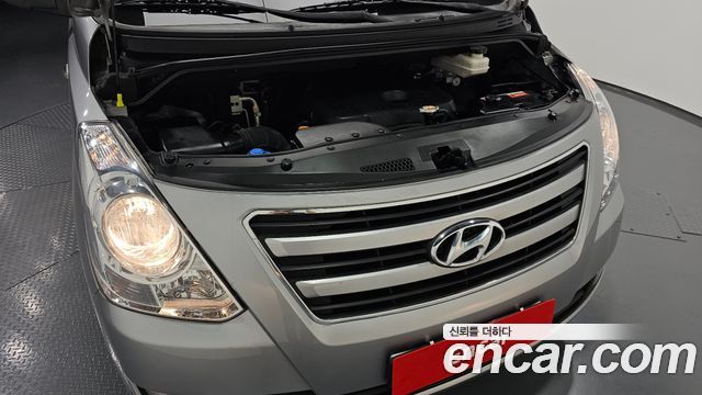 Hyundai Starex 2017 — photo 6