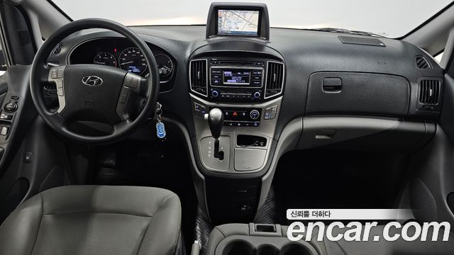 Hyundai Starex 2017 — photo 7