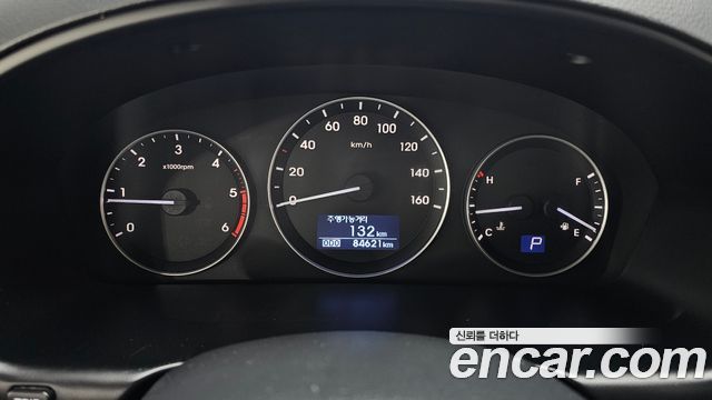 Hyundai Starex 2017 — photo 8