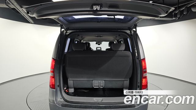 Hyundai Starex 2017 — photo 20