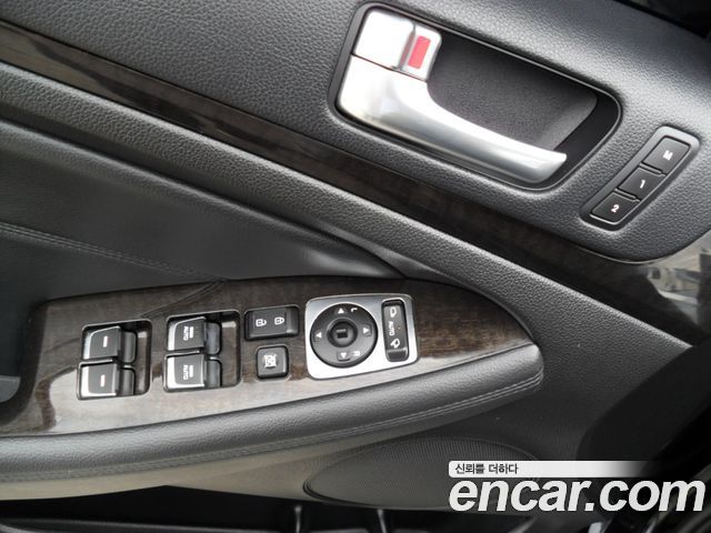 Kia K7 2013 — photo 13