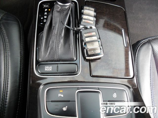 Kia K7 2013 — photo 14