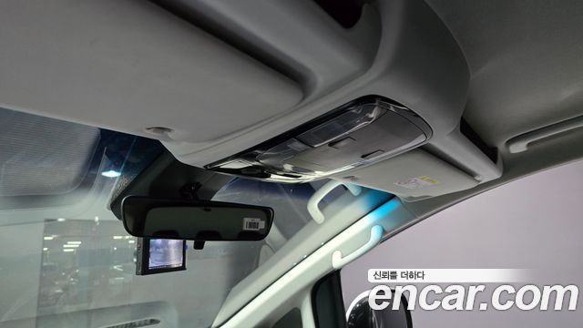 Hyundai Staria 2023 — photo 22