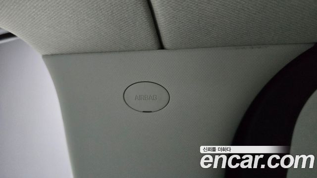 Hyundai Staria 2023 — photo 28