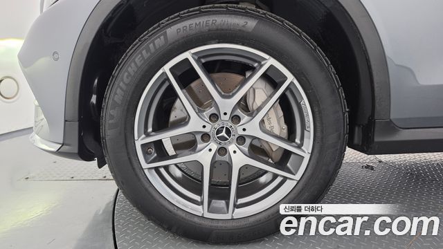 Mercedes-Benz GLC-Class 2019 — photo 5