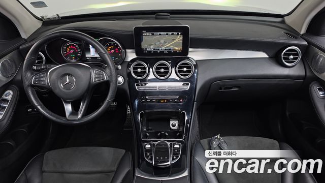 Mercedes-Benz GLC-Class 2019 — photo 10