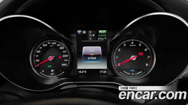 Mercedes-Benz GLC-Class 2019 — photo 11