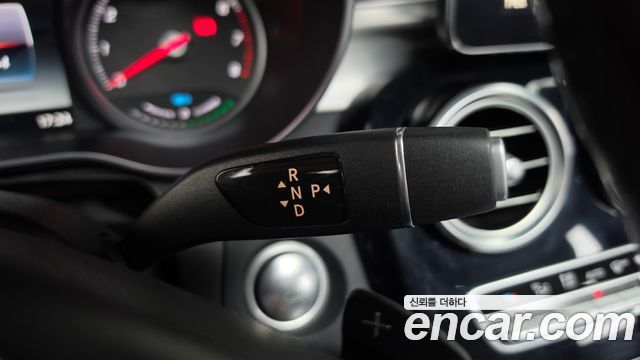 Mercedes-Benz GLC-Class 2019 — photo 12