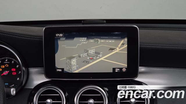 Mercedes-Benz GLC-Class 2019 — photo 18