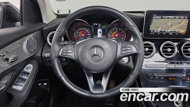 Mercedes-Benz GLC-Class 2019 — photo 19