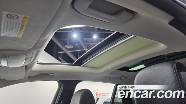 Mercedes-Benz GLC-Class 2019 — photo 24