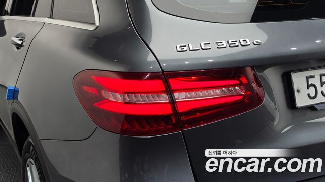 Mercedes-Benz GLC-Class 2019 — photo 9